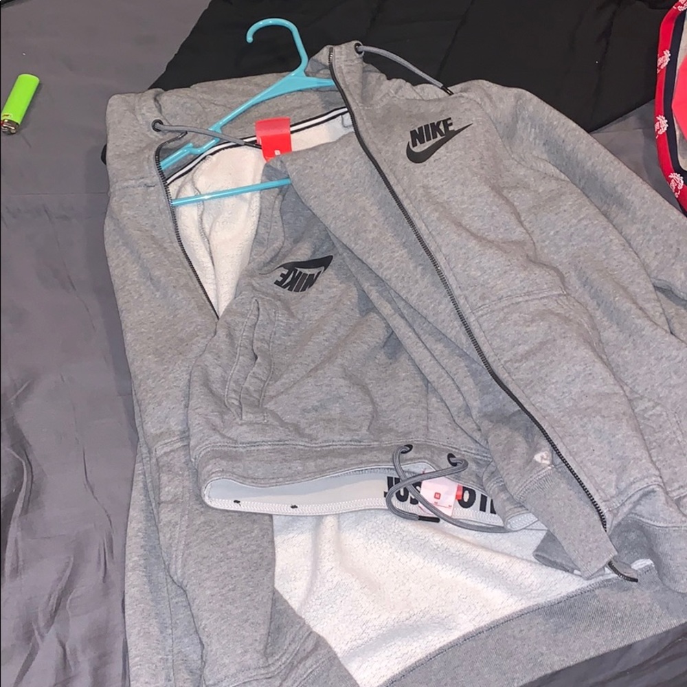 Nike sweatsuit